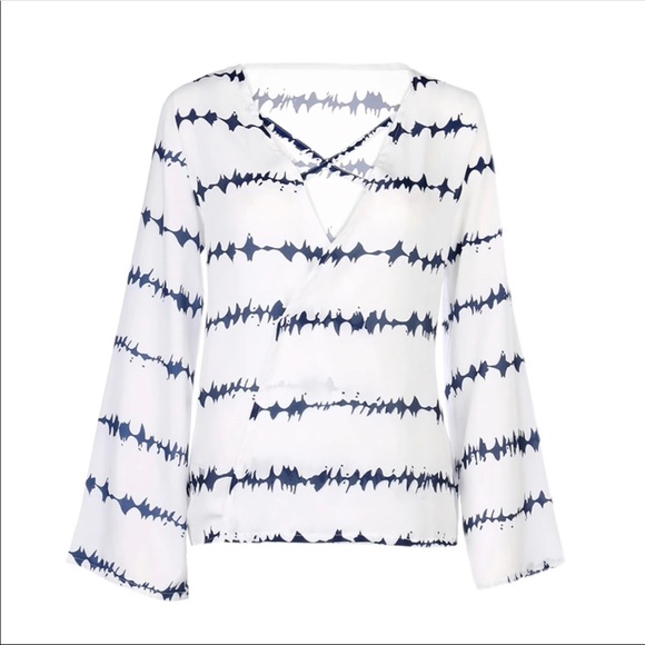 White long sleeve shirt with navy blue design - Picture 3 of 3